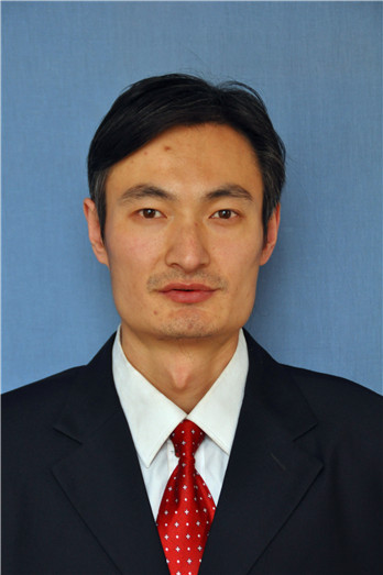 张晓卫.jpg
