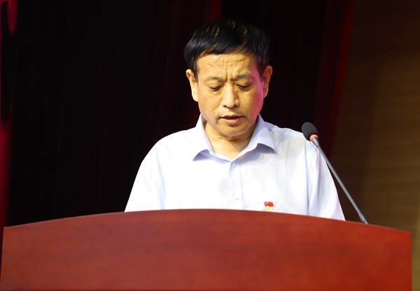 冯书记.jpg